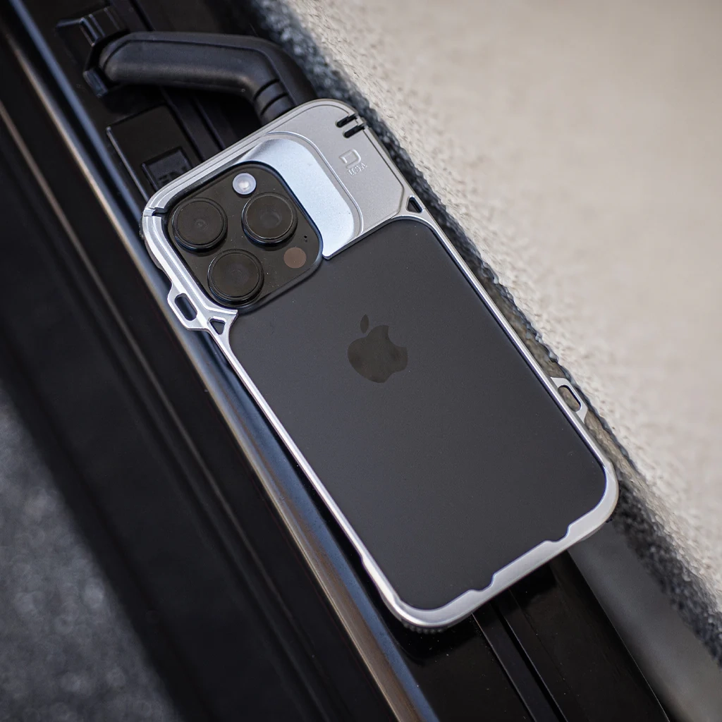 Convert Case for iPhone 16Pro/Pro Max