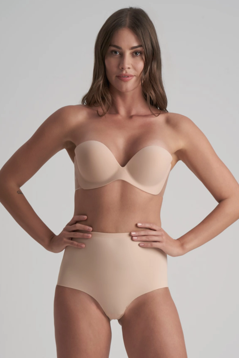 Diva Backless Adhesive Bra in Beige