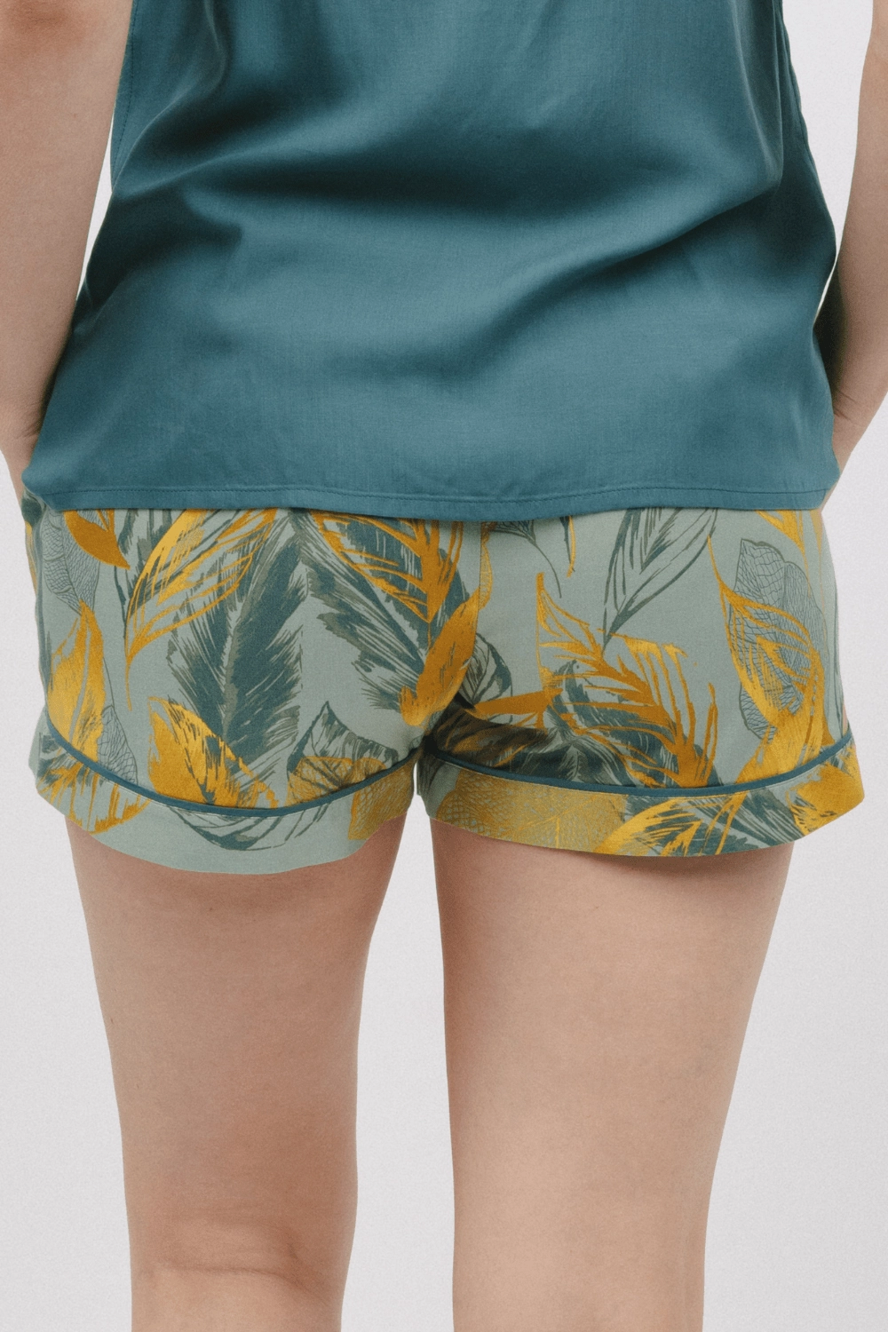 Hannah Leaf Print Shorts, Size UK 14