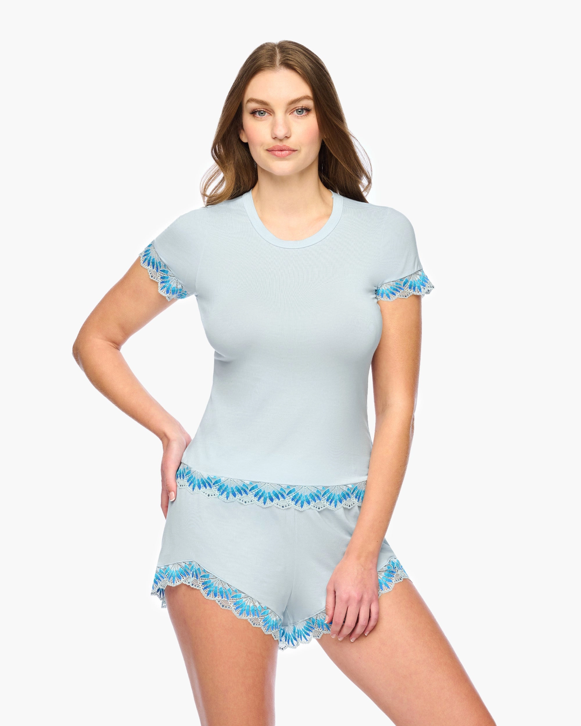 Short En Modal